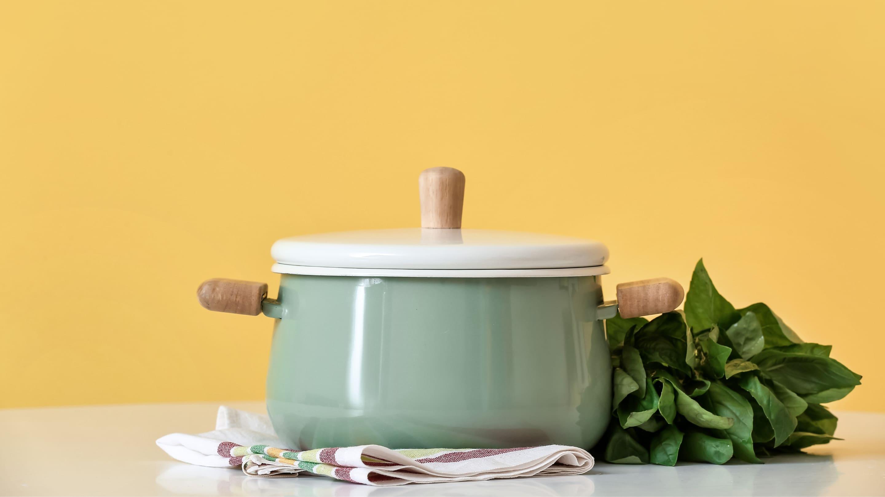 HOT POTS – Nazar Jan's Supermarket