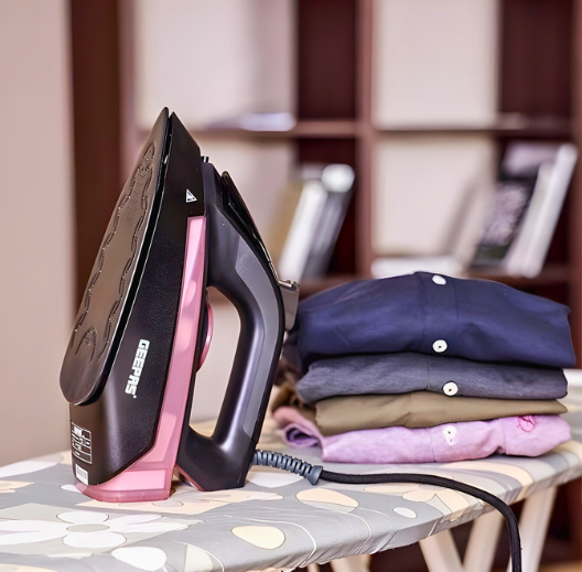 GEEPAS CERAMIC STEAM IRON GSI7791 2400W